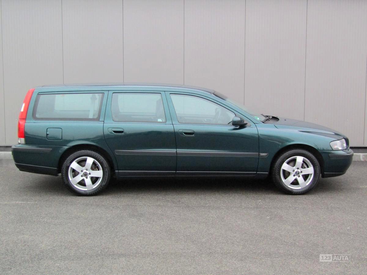 Volvo V70, 2003 - pohled č. 4