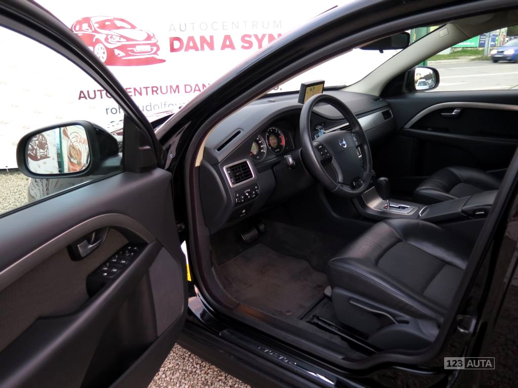 Volvo V70, 2008 - pohled č. 14