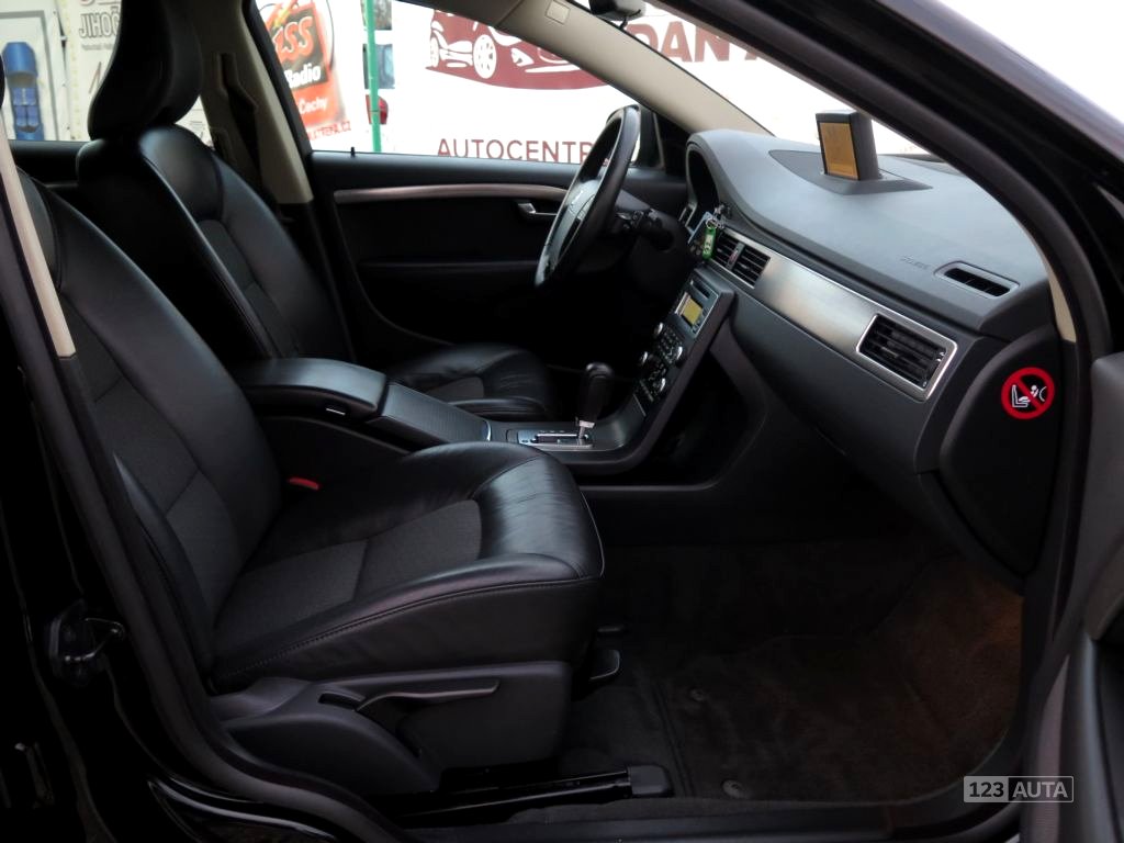 Volvo V70, 2008 - pohled č. 17