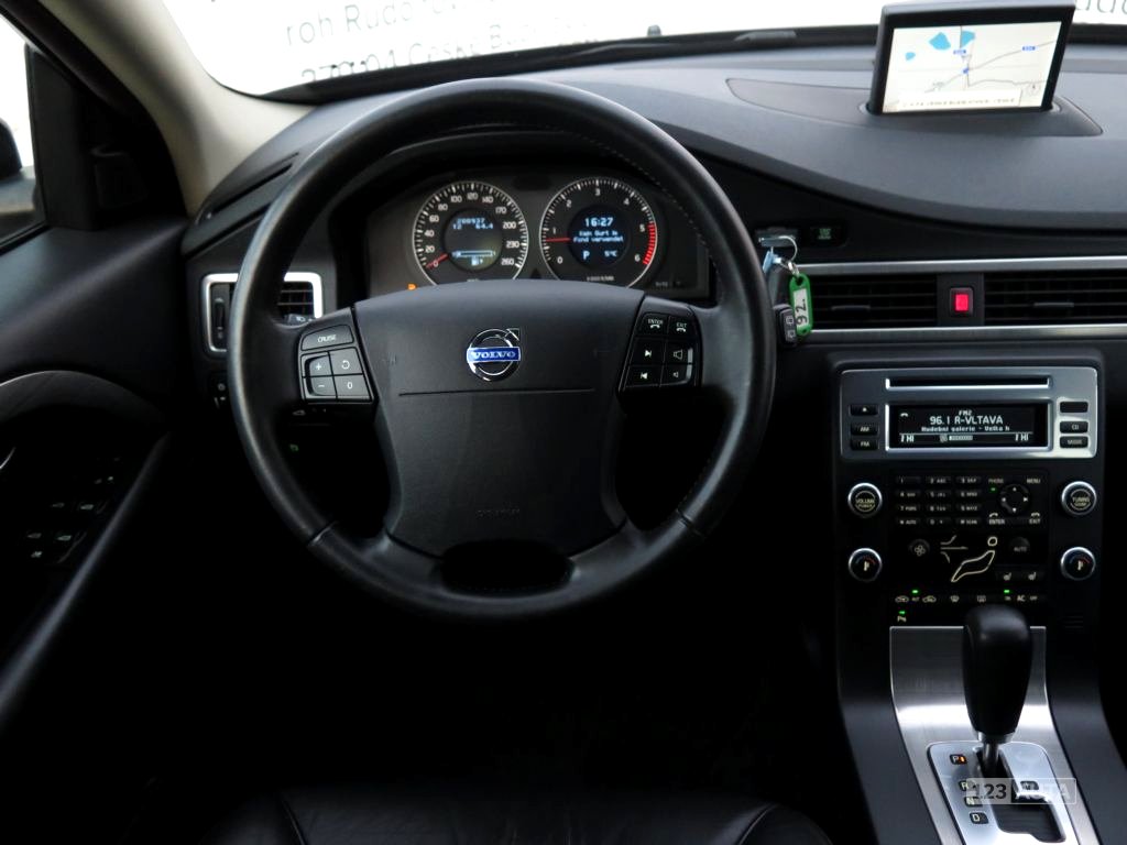Volvo V70, 2008 - pohled č. 18