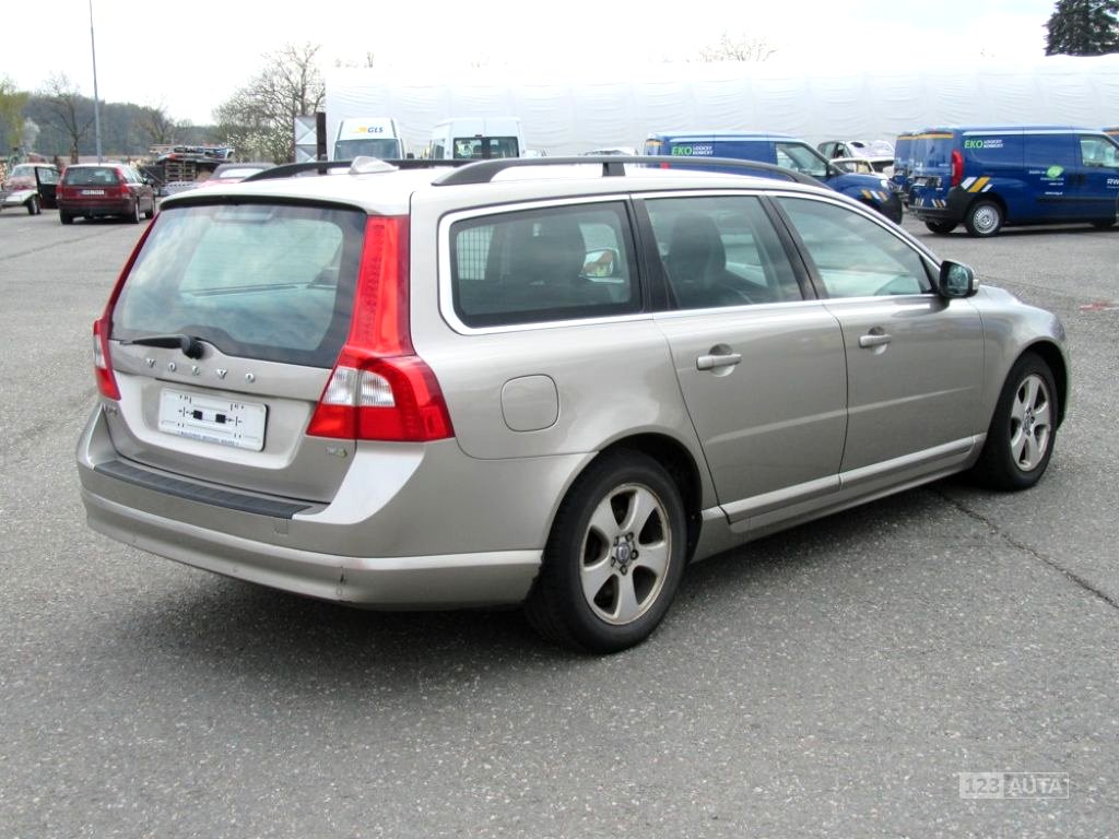 Volvo V70, 2009 - pohled č. 2