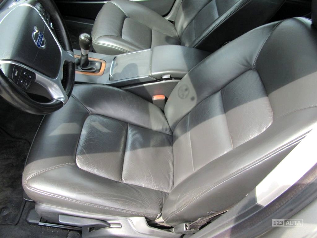 Volvo V70, 2009 - pohled č. 6