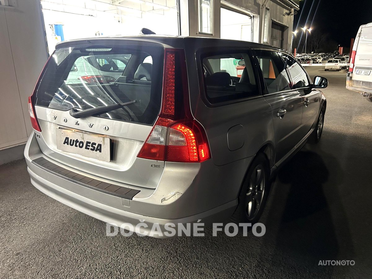 Volvo V70, 2008 - pohled č. 2
