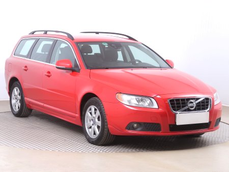 Volvo V70, 2012