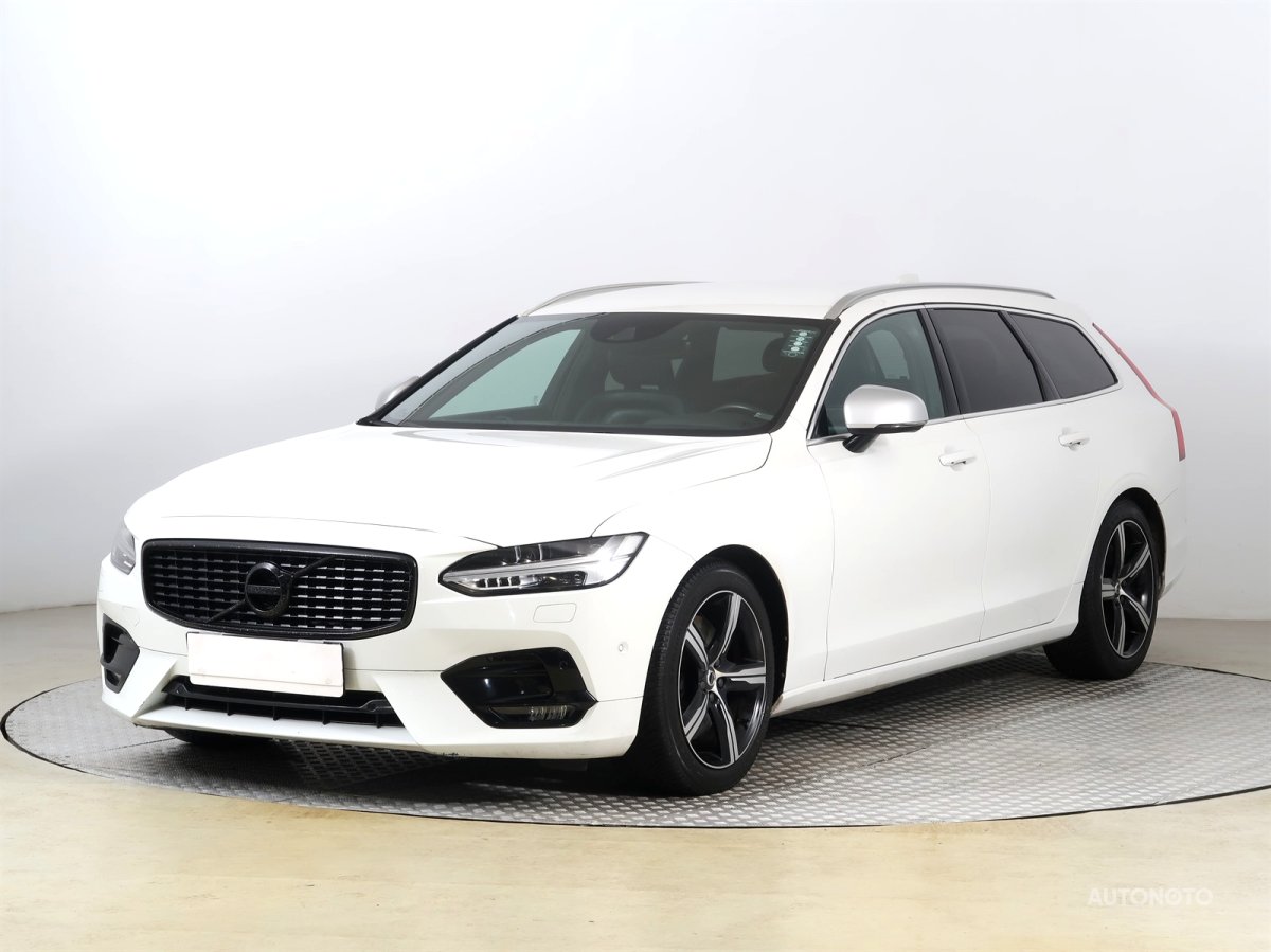 Volvo V90, 2017 - pohled č. 3