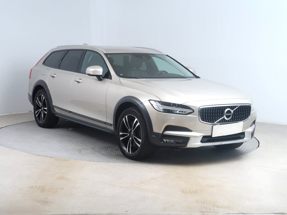 Volvo V90, 2017 - pohled č. 1