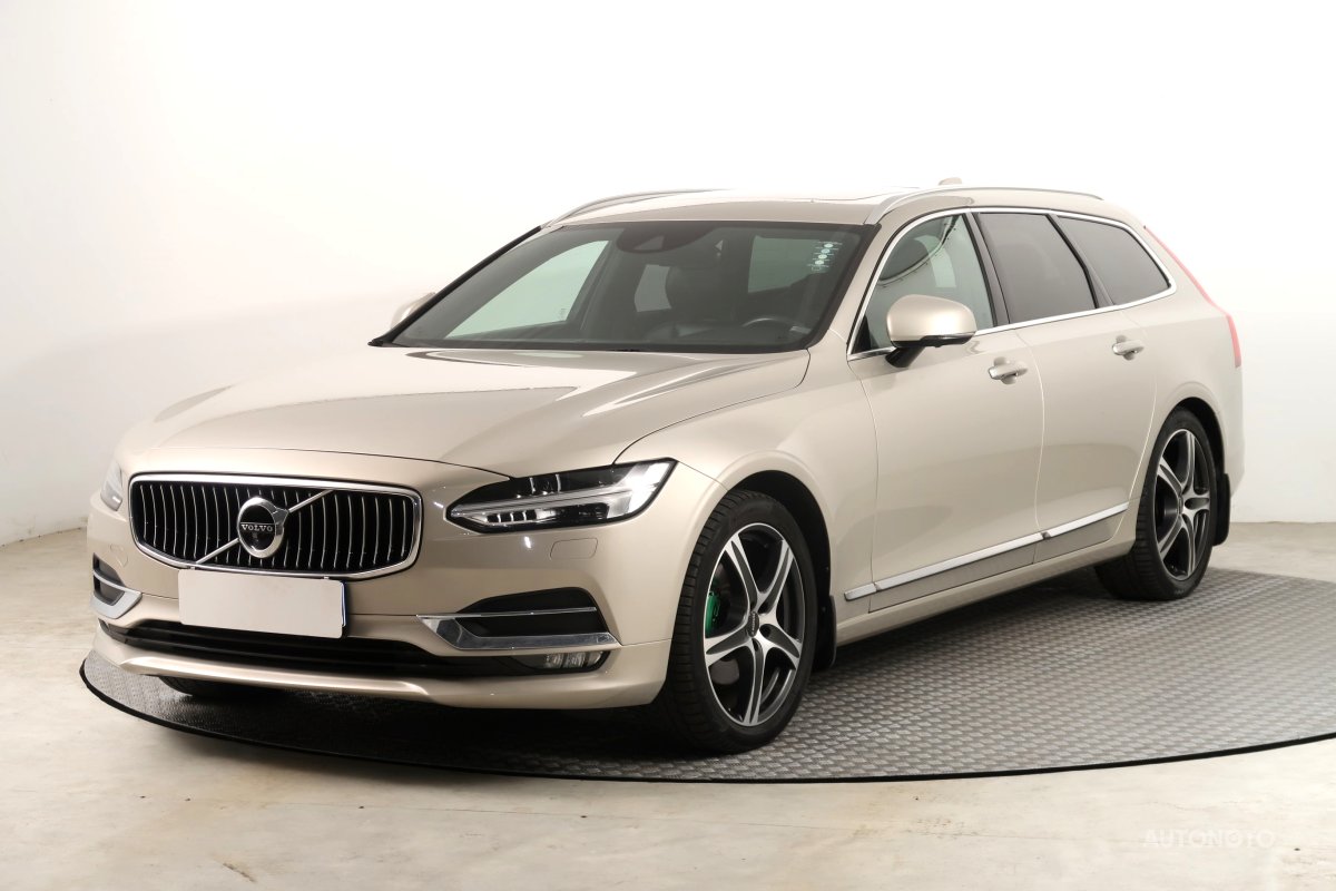 Volvo V90, 2016 - pohled č. 3