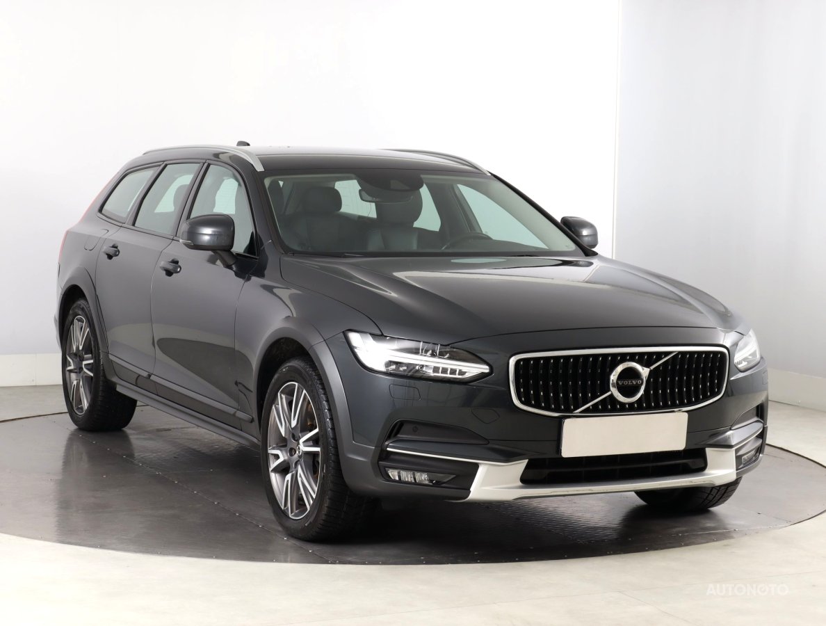 Volvo V90, 2019 - celkový pohled