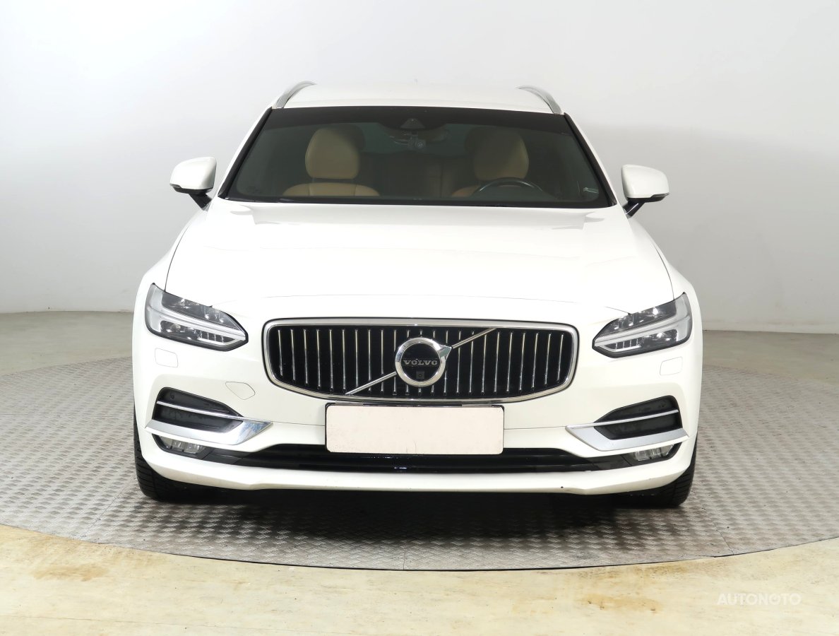 Volvo V90, 2017 - pohled č. 2