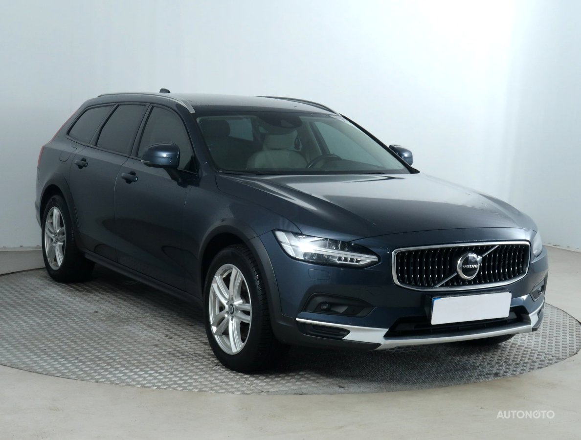 Volvo V90, 2020 - celkový pohled