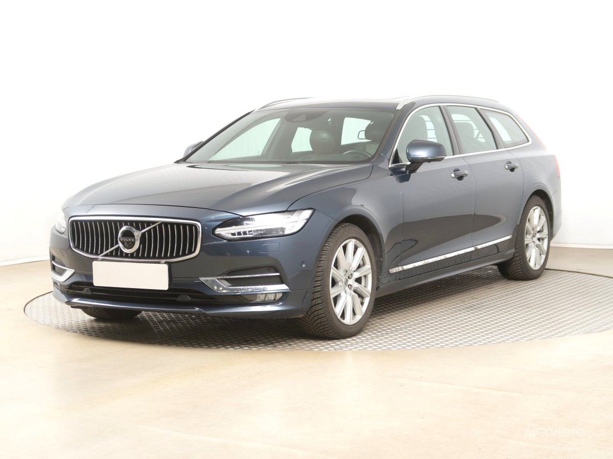 Volvo V90, 2018 - pohled č. 3