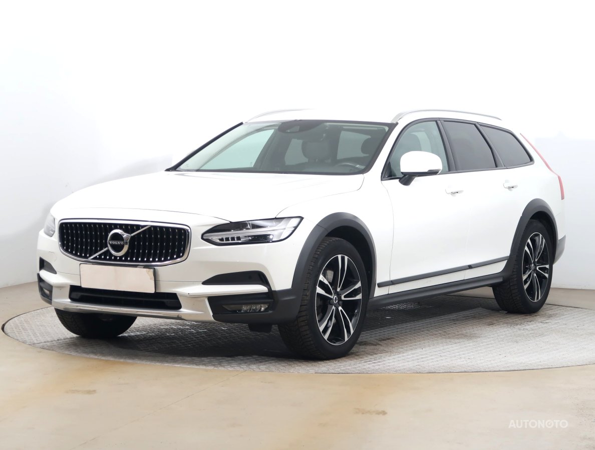 Volvo V90, 2017 - pohled č. 3
