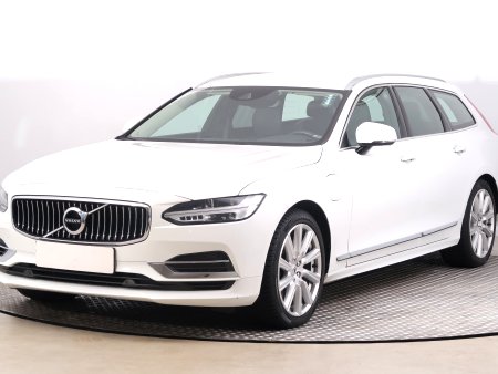 Volvo V90, 2020 - pohled č. 3