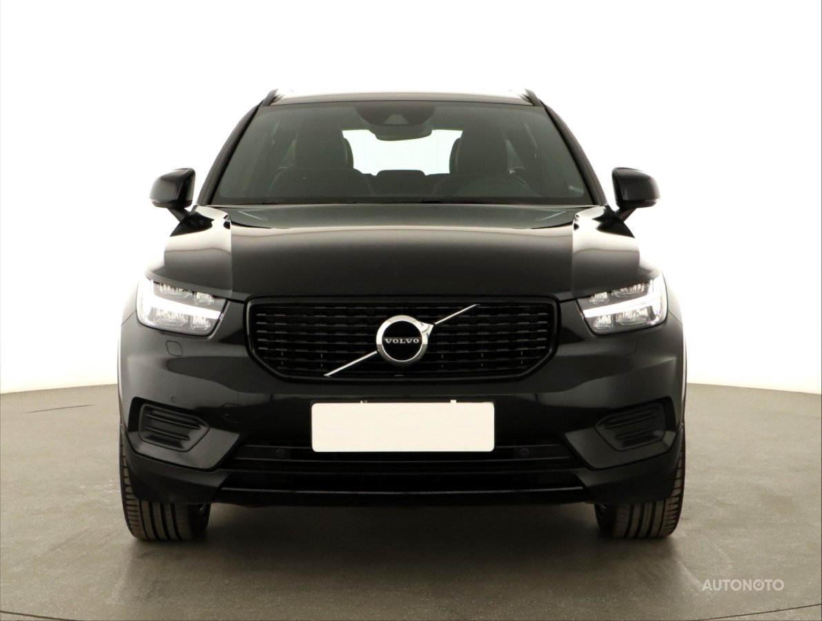 Volvo XC40, 2021 - pohled č. 2