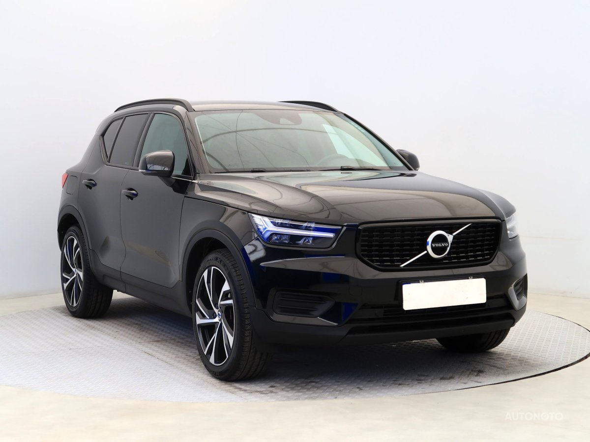 Volvo XC40, 2021 - pohled č. 1