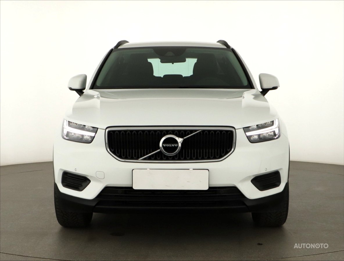 Volvo XC40, 2021 - pohled č. 2