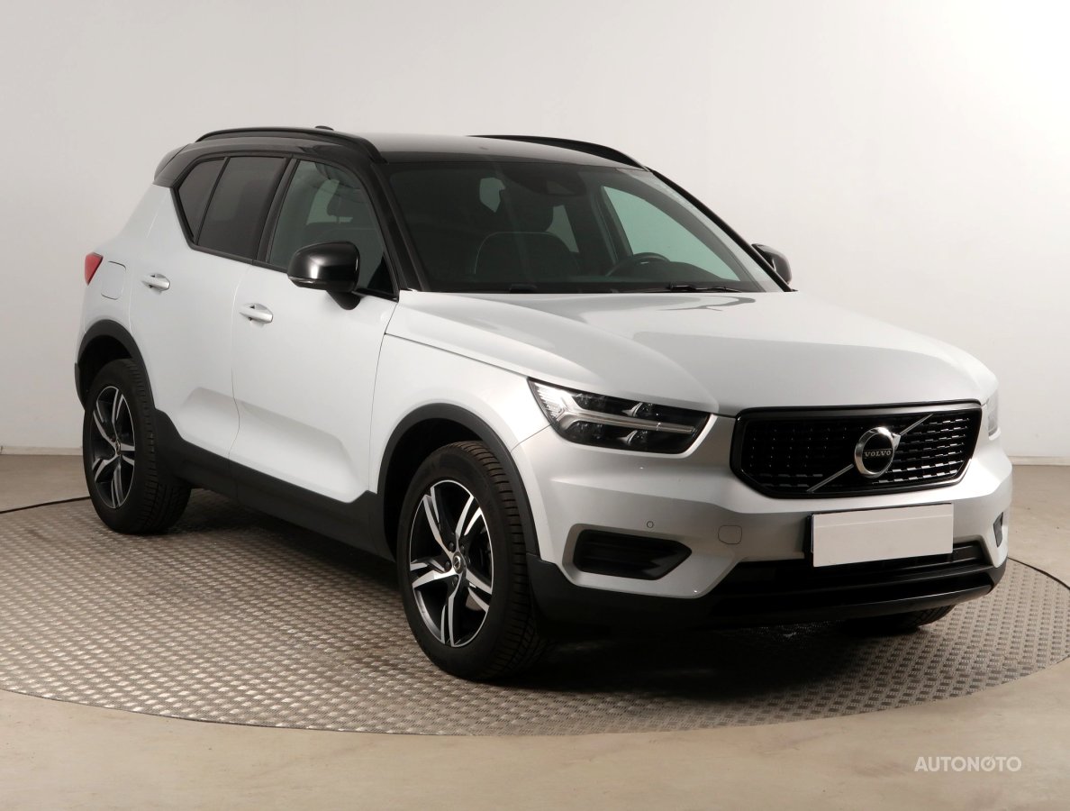Volvo XC40, 2021 - pohled č. 1