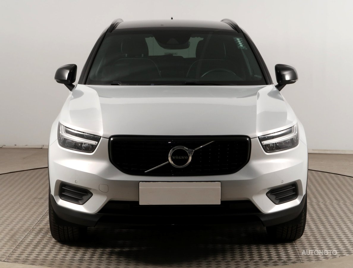 Volvo XC40, 2021 - pohled č. 2
