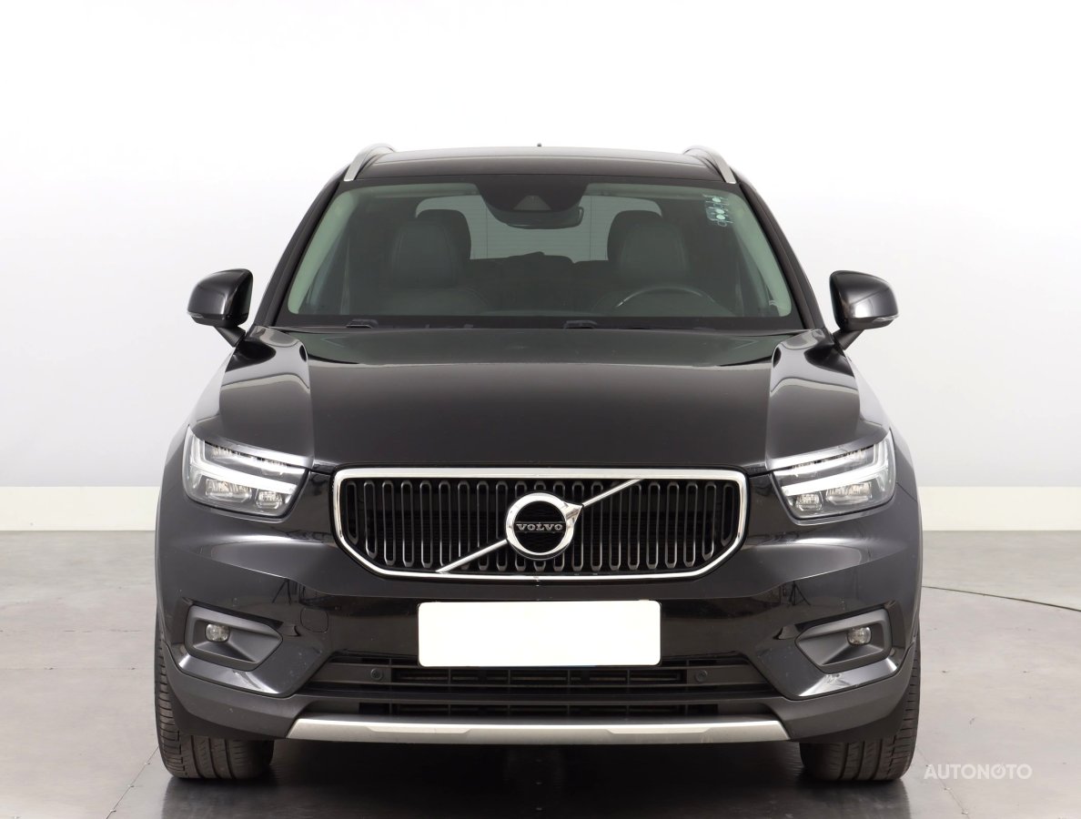 Volvo XC40, 2018 - pohled č. 2