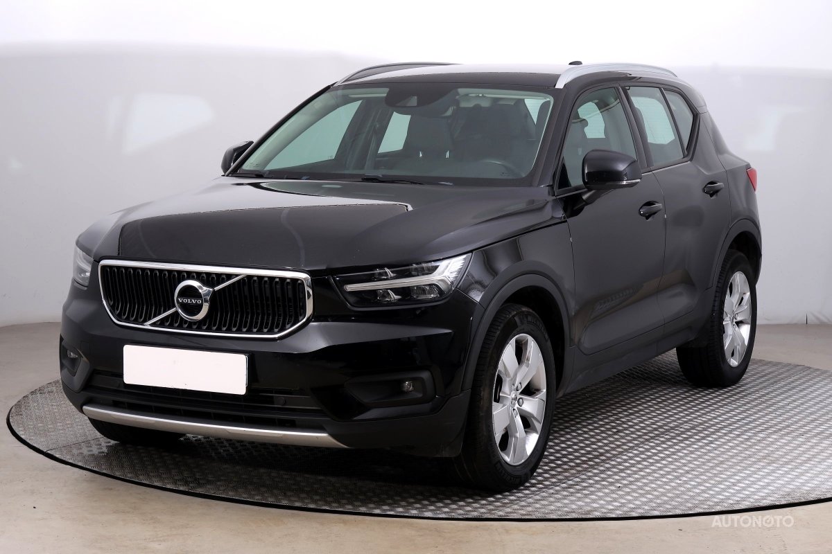 Volvo XC40, 2021 - pohled č. 3