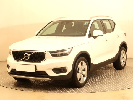 Volvo XC40, 2020 - pohled č. 3