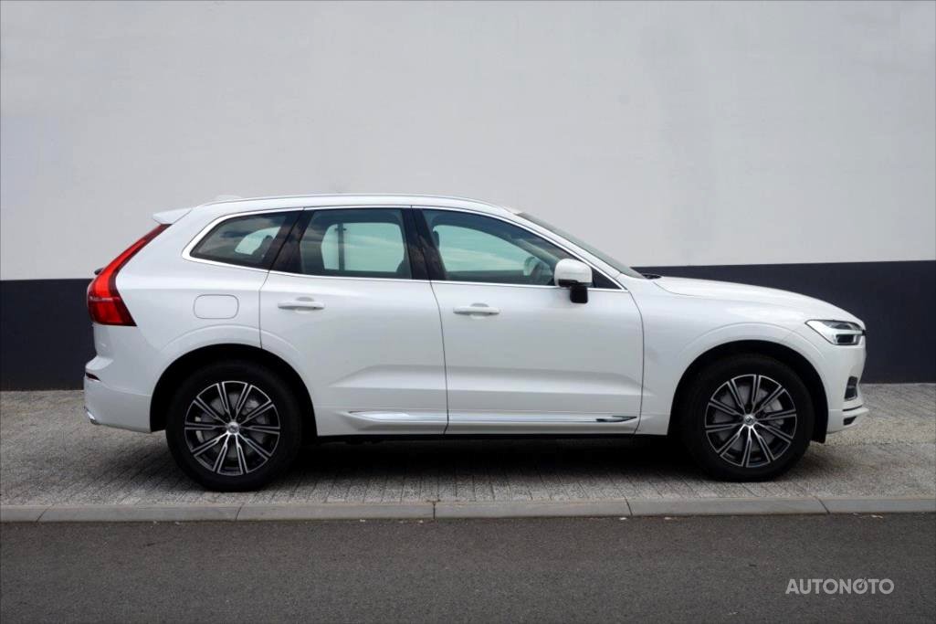 Volvo XC60, 2018 - pohled č. 8