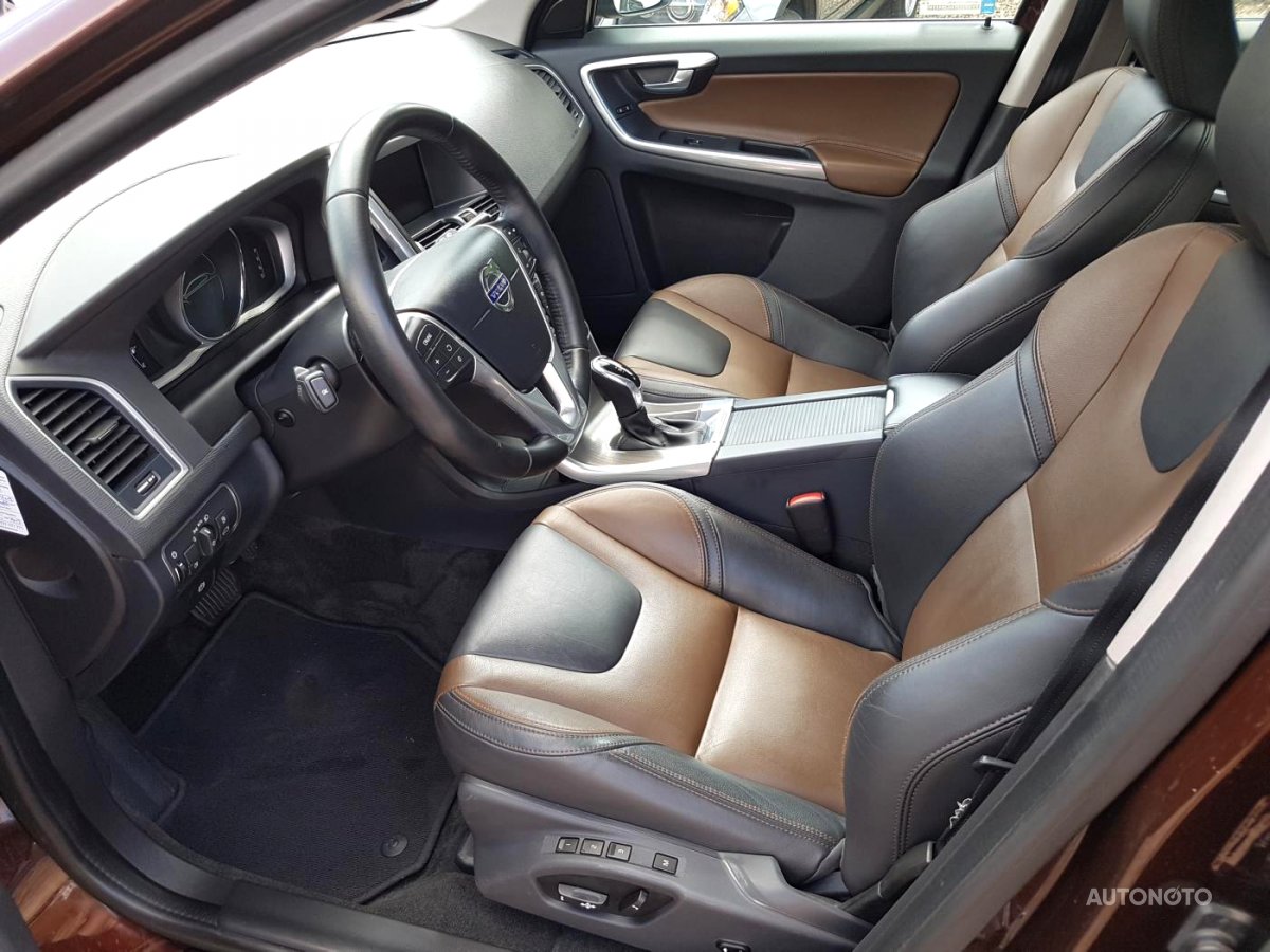 Volvo XC60, 2016 - pohled č. 9