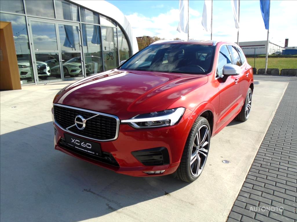 Volvo XC60, 2019 - celkový pohled