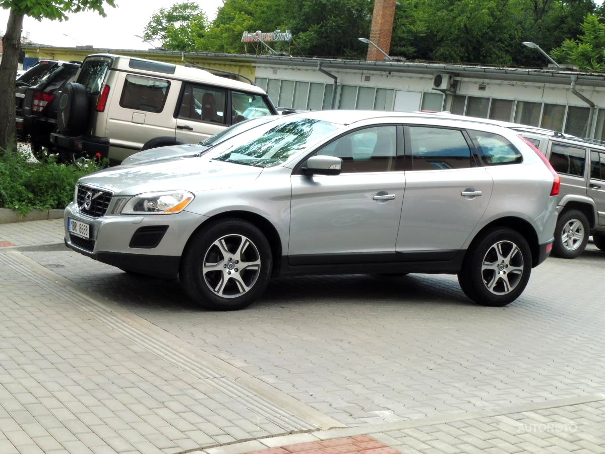 Volvo XC60, 2013 - celkový pohled