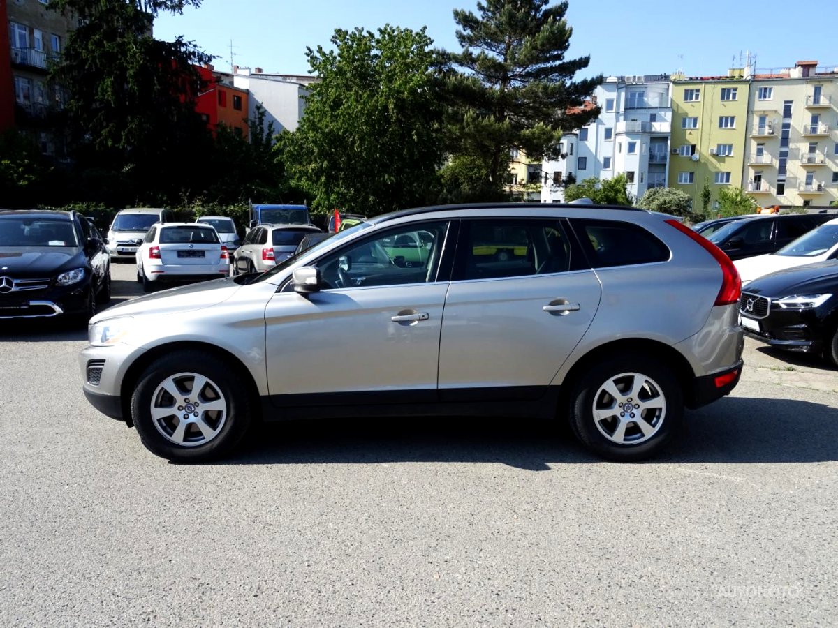 Volvo XC60, 2012 - pohled č. 2