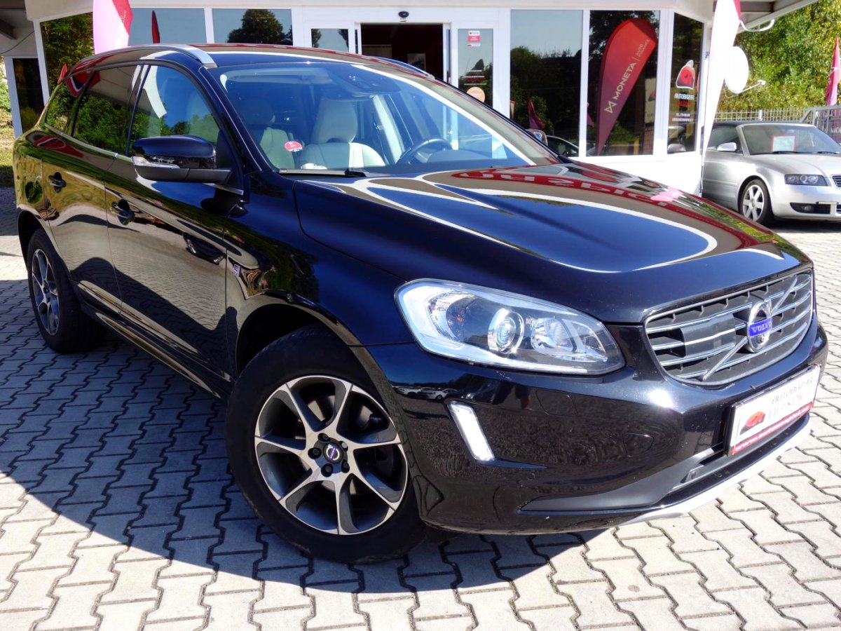 Volvo XC60, 2016 - celkový pohled