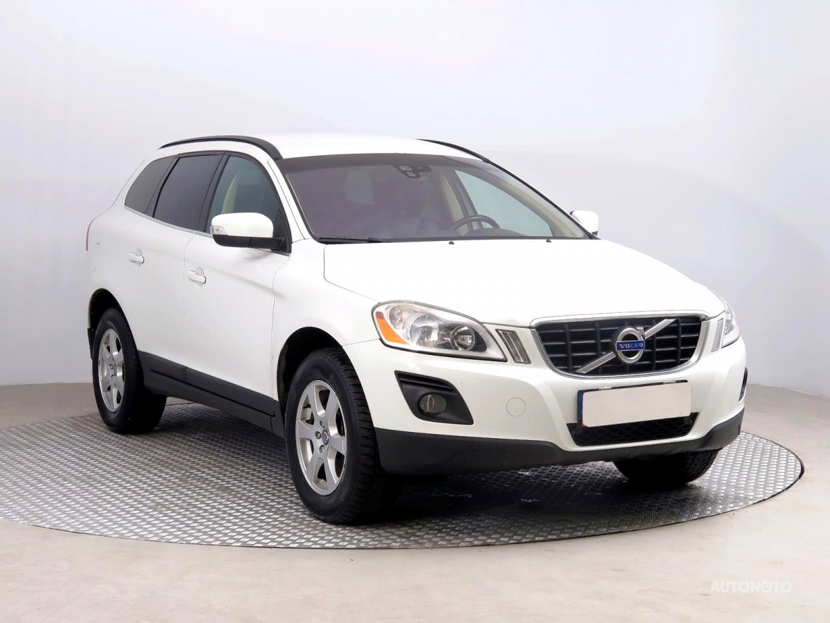 Volvo XC60, 2009 - celkový pohled