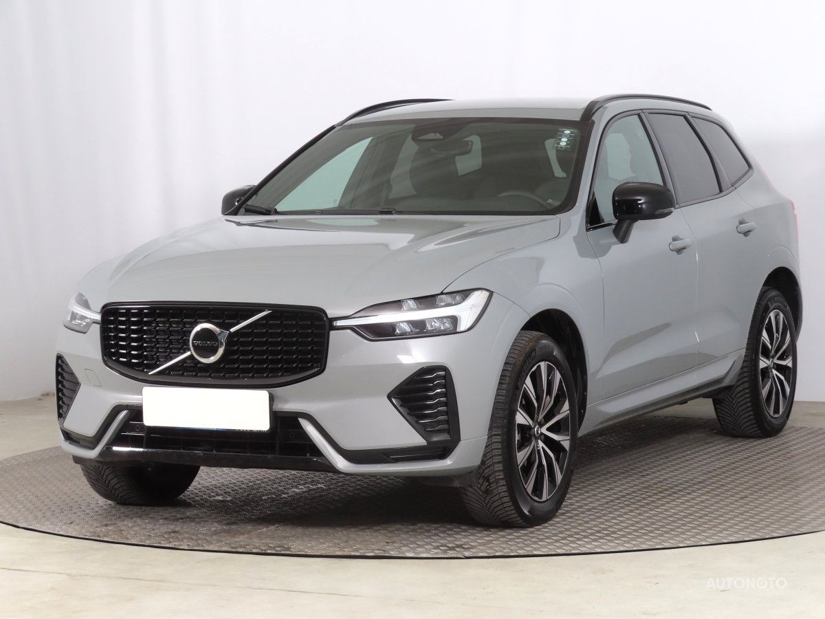Volvo XC60, 2023 - pohled č. 3