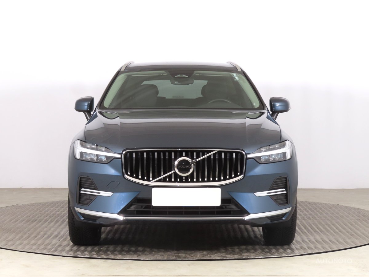 Volvo XC60, 2023 - pohled č. 2