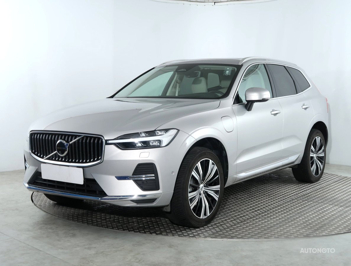Volvo XC60, 2023 - pohled č. 3