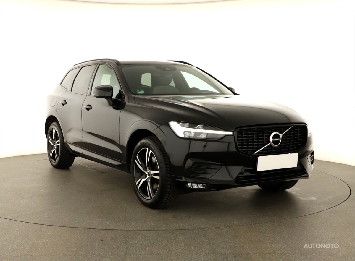 Volvo XC60, 2021 - celkový pohled
