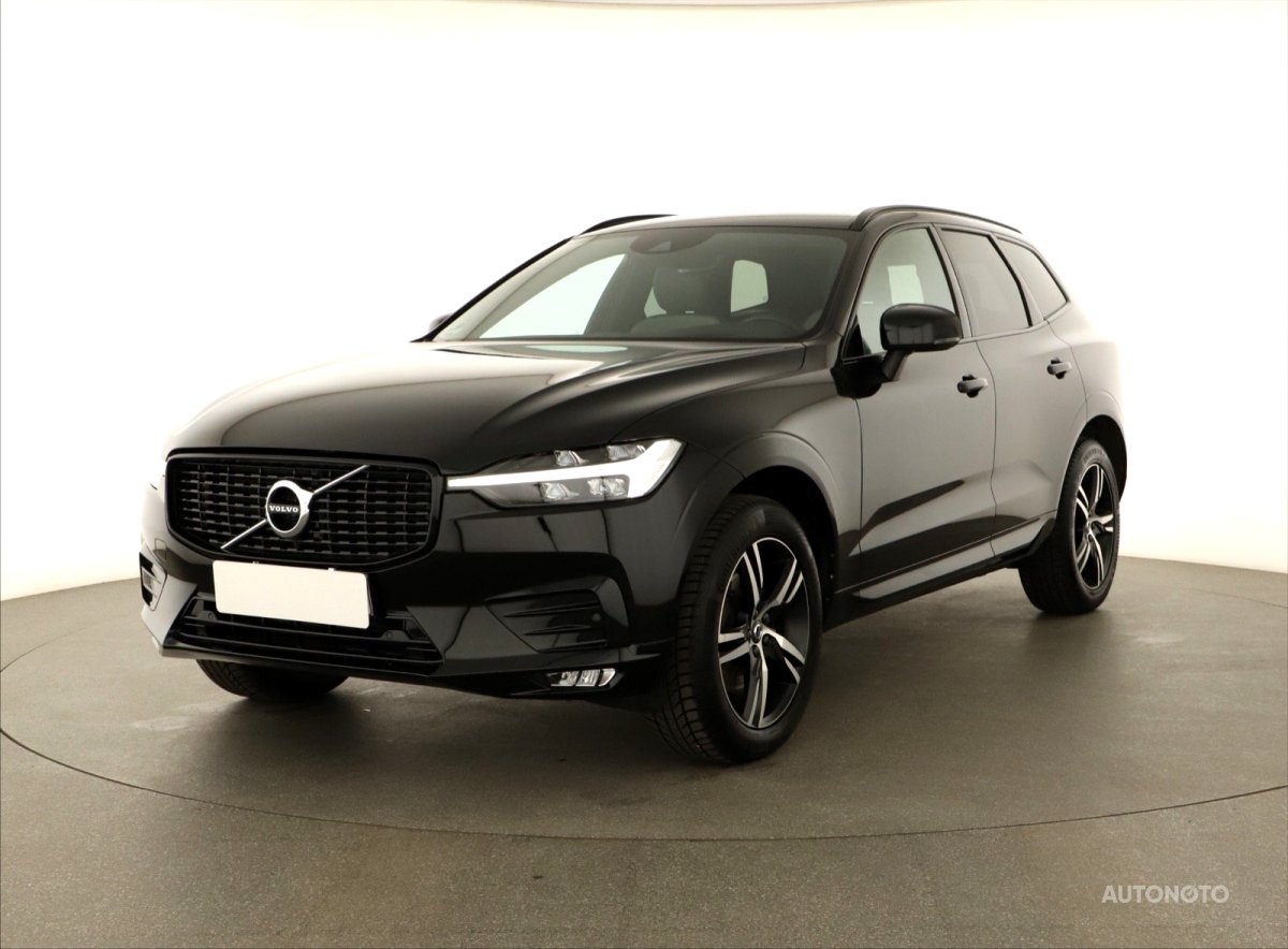 Volvo XC60, 2021 - pohled č. 3