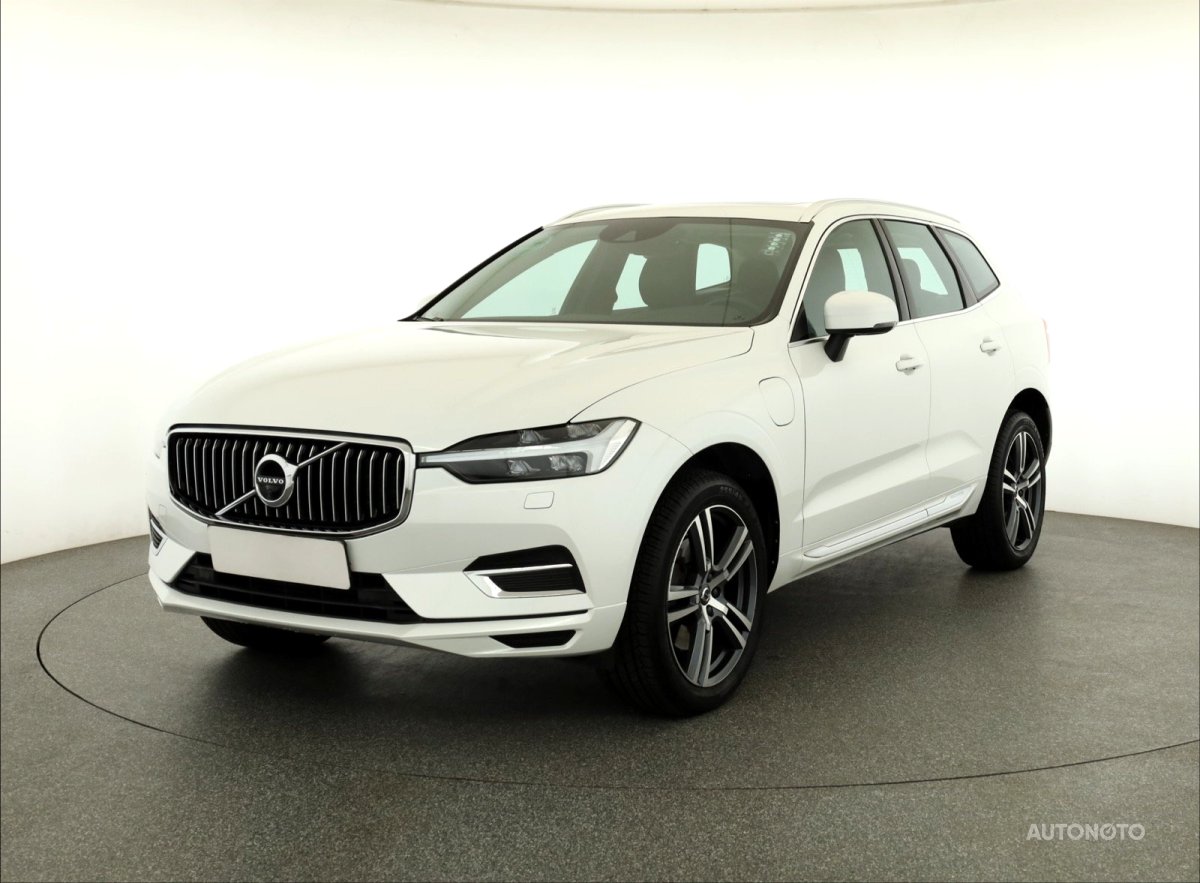 Volvo XC60, 2021 - pohled č. 3