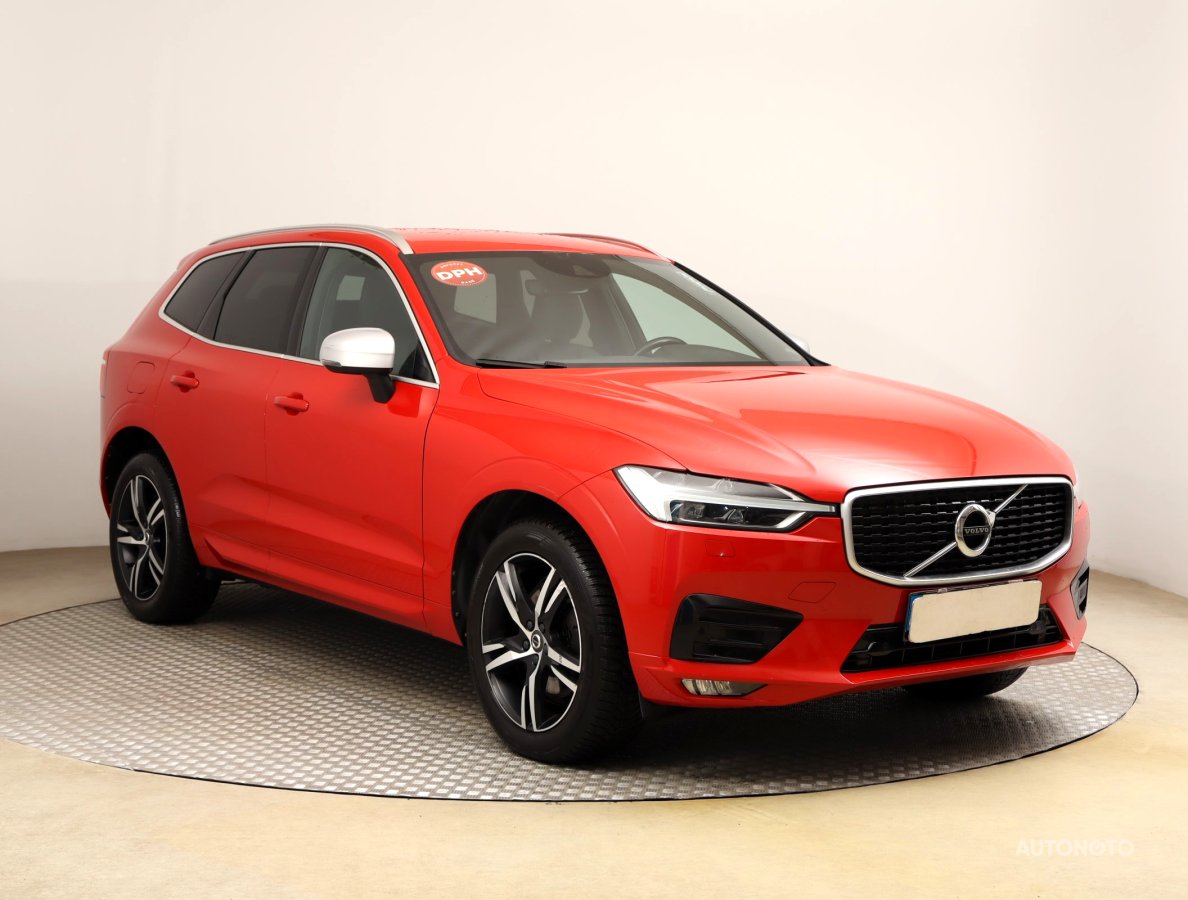 Volvo XC60, 2018 - celkový pohled