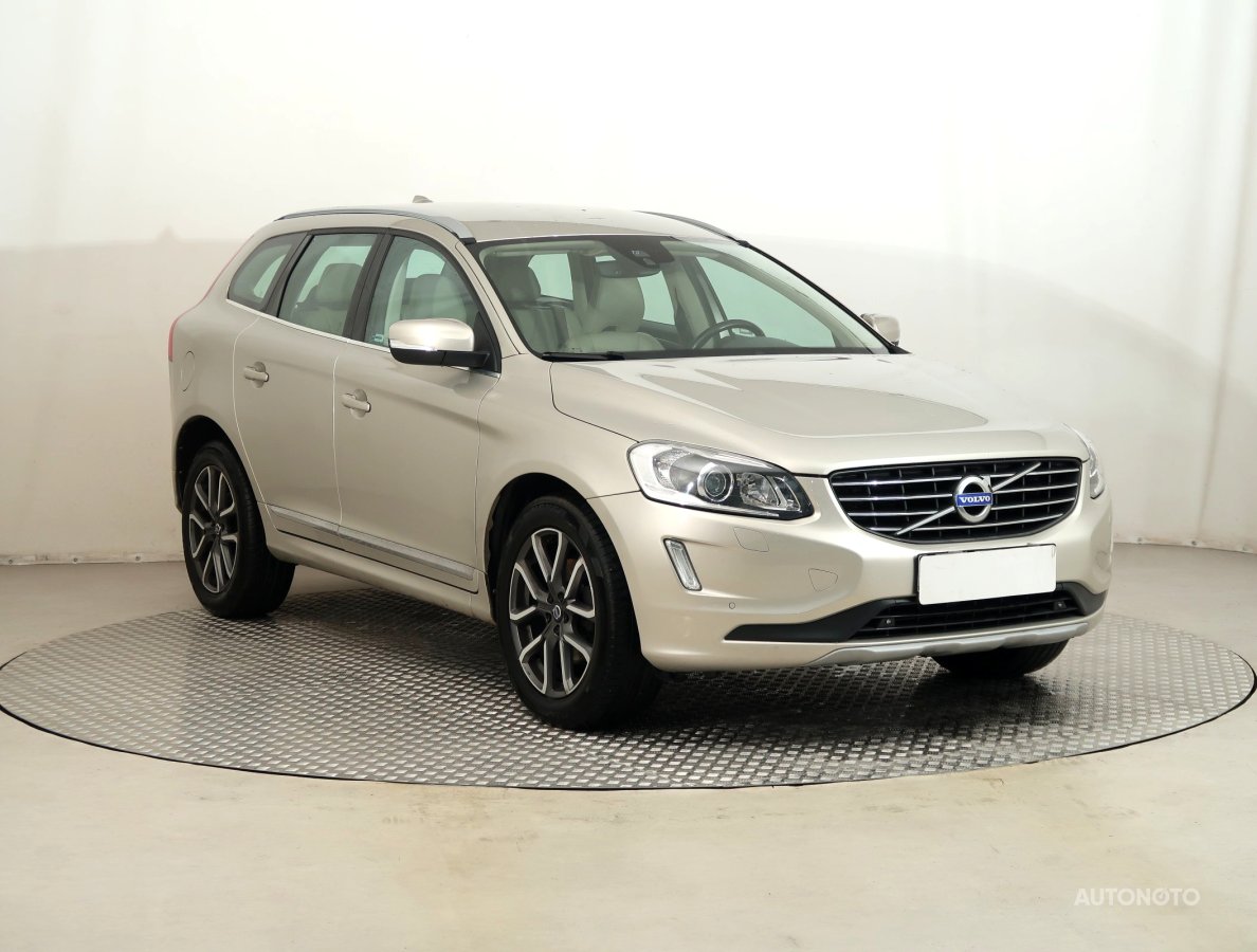 Volvo XC60, 2017 - celkový pohled