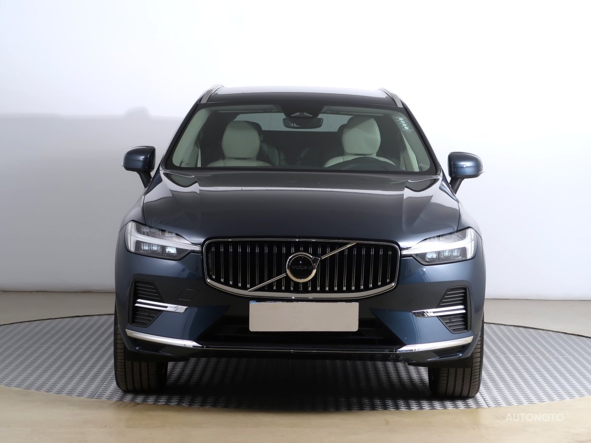Volvo XC60, 2023 - pohled č. 2