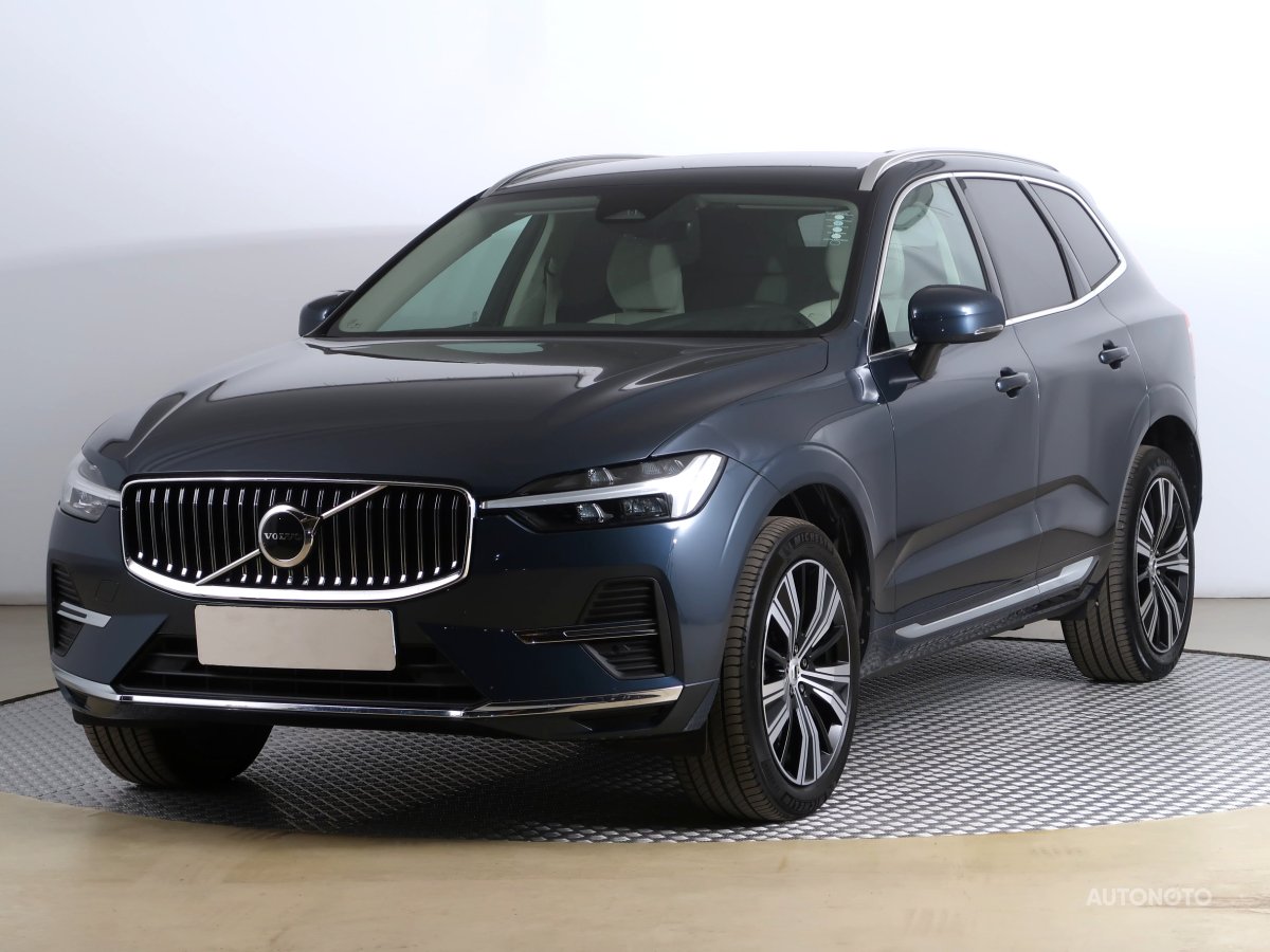 Volvo XC60, 2023 - pohled č. 3