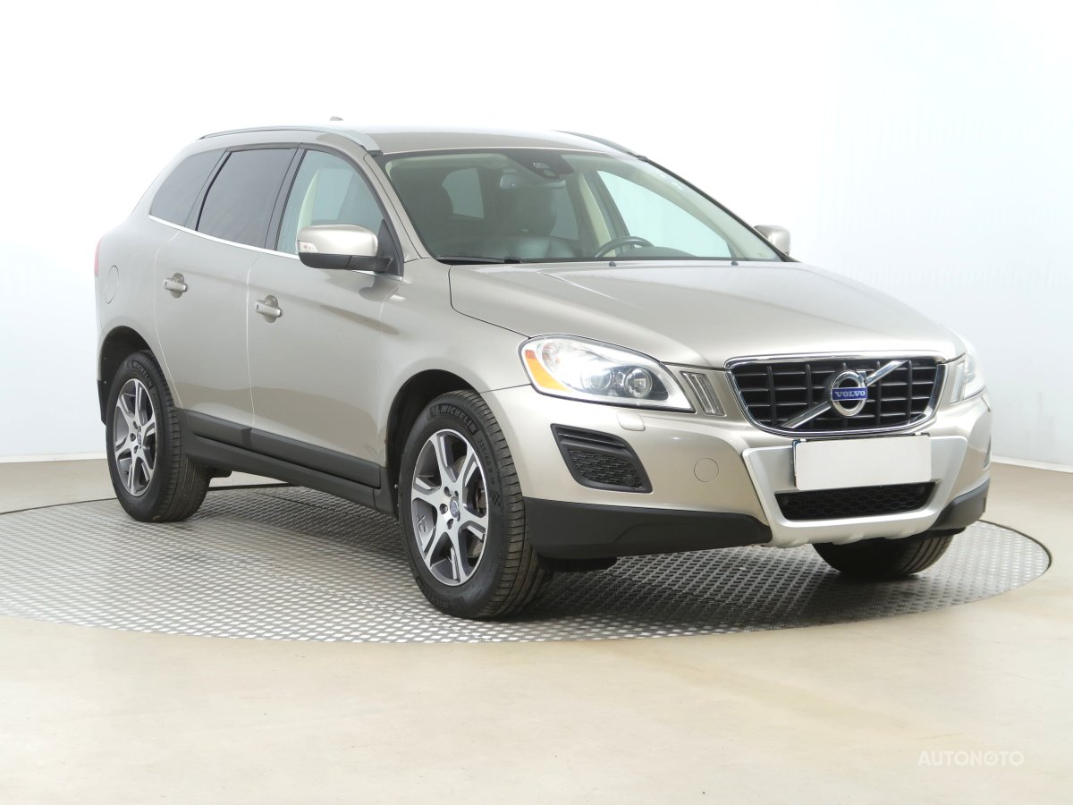 Volvo XC60, 2013 - celkový pohled