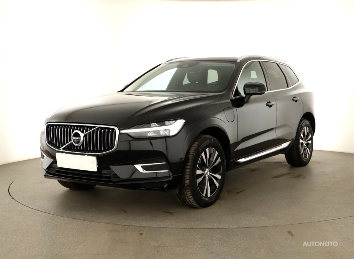 Volvo XC60, 2021 - pohled č. 3