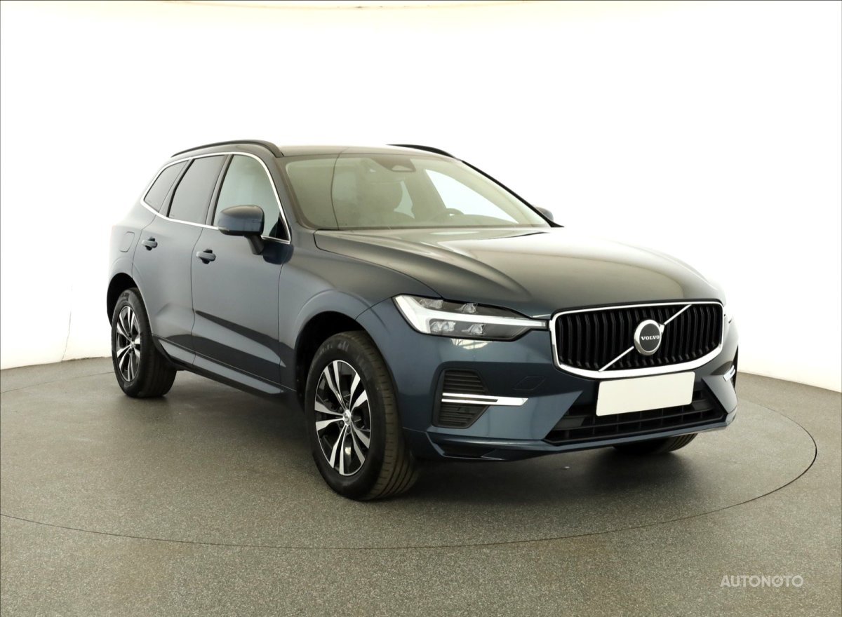 Volvo XC60, 2021 - celkový pohled