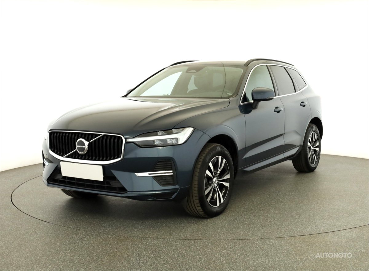 Volvo XC60, 2021 - pohled č. 3