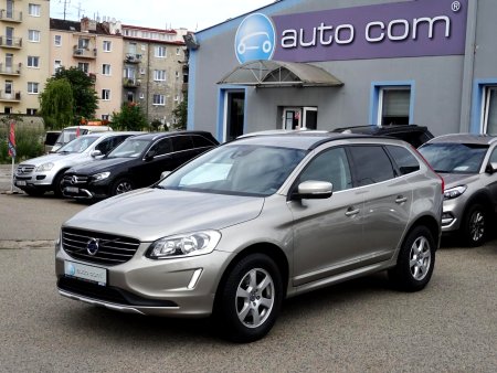 Volvo XC60 Momentum D5 Automat City Safe