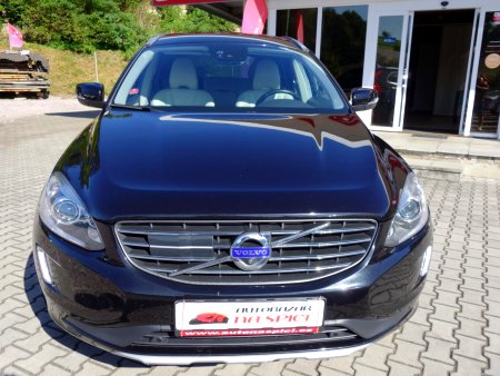 Volvo XC60, 2016 - pohled č. 3