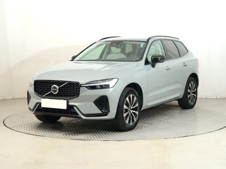 Volvo XC60, 2024 - pohled č. 3