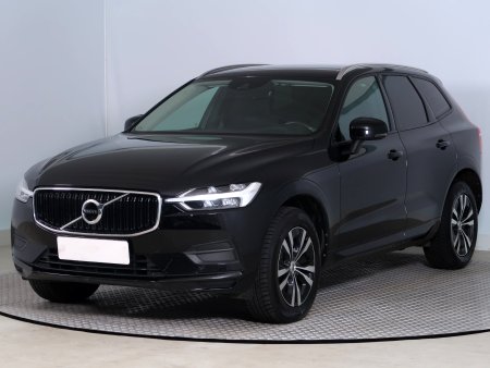 Volvo XC60, 2020 - pohled č. 3
